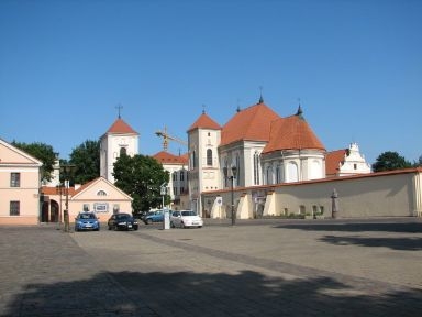 The Old Town-Kaunas-Lithuania-The street-small houses-picturesque-nice walking-main avenue-
people-At night-the excellent B.O ( Blue Orange ) pub nearby
העיר העתיקה בקובנה ליטא