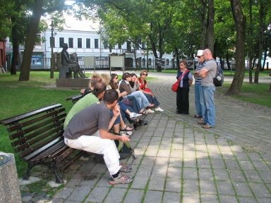 The Old Town-Kaunas-Lithuania-The street-small houses-picturesque-nice walking-main avenue-
people-At night-the excellent B.O ( Blue Orange ) pub nearby
העיר העתיקה בקובנה ליטא