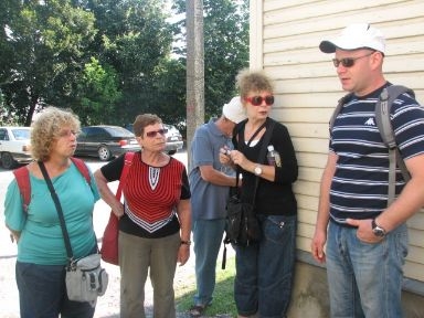 
The Suburb-Slovodka-Jews-outside-centre-Kaunas-Esther-child-large family-Jewish community  
     