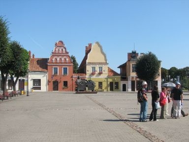 
The Old Town-Vilnius-Lithuania-The group-various buildings-A street in honour of the Jews-At night    
   
